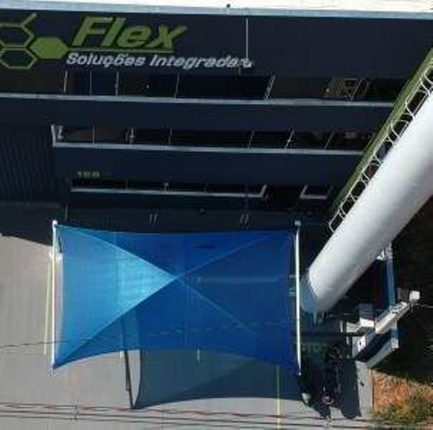 Sombreador e cobertura para estacionamento Flex Soluções Integradas